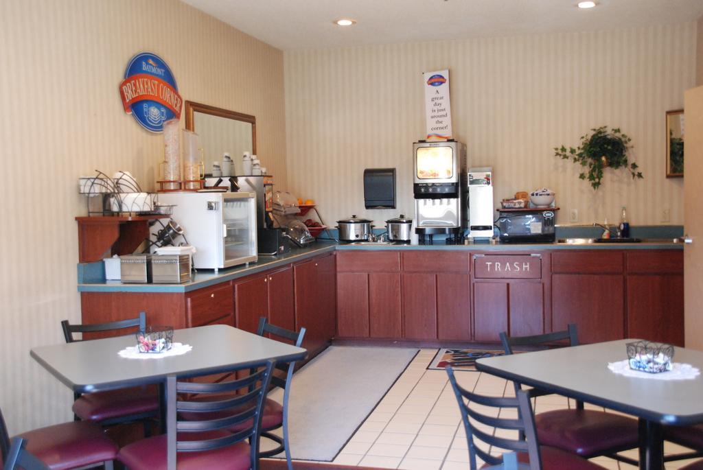 Baymont By Wyndham Mattoon Hotel Luaran gambar
